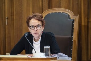 La sortante Eva Herzog (PS) est la grande favorite de l'élection au Conseil des Etats à Bâle-Ville. Le PS détient l'unique siège du canton aux Etats depuis 56 ans (archives).
